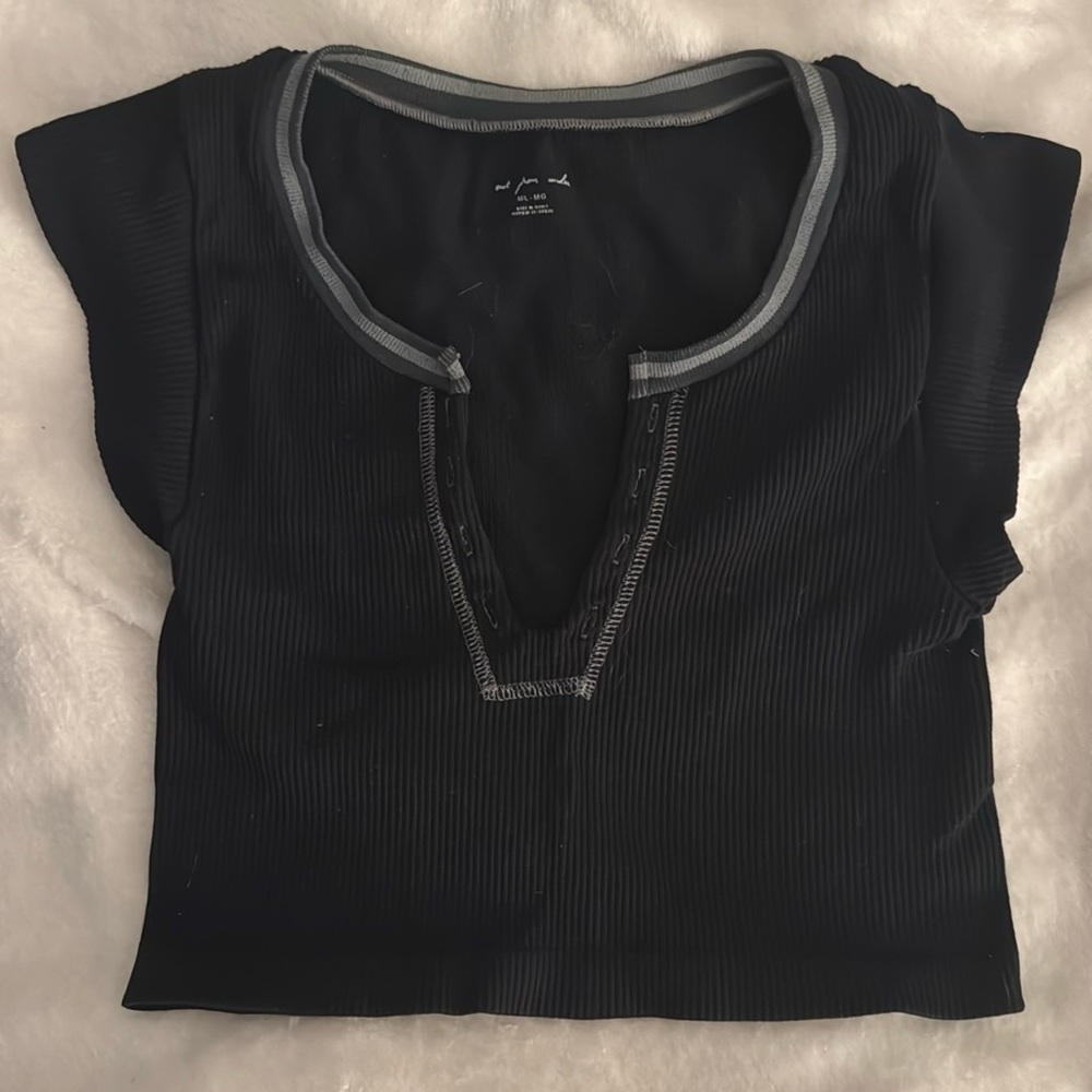 Urban outfitters black notch neck tee